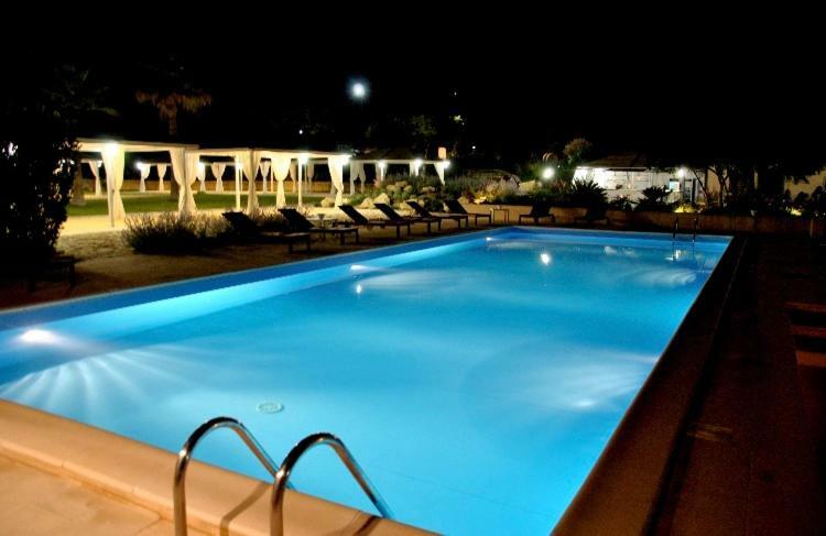 ノート Antica Masseria La Fiumara Bed & Breakfast エクステリア 写真